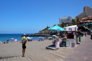 Playa_de_El_Bobo_resize